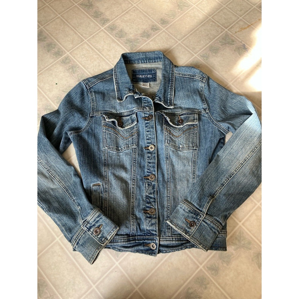 Maurices Denim Jacket Blue Pockets‎ Buttons Cotton Blend Size Large Light Wash